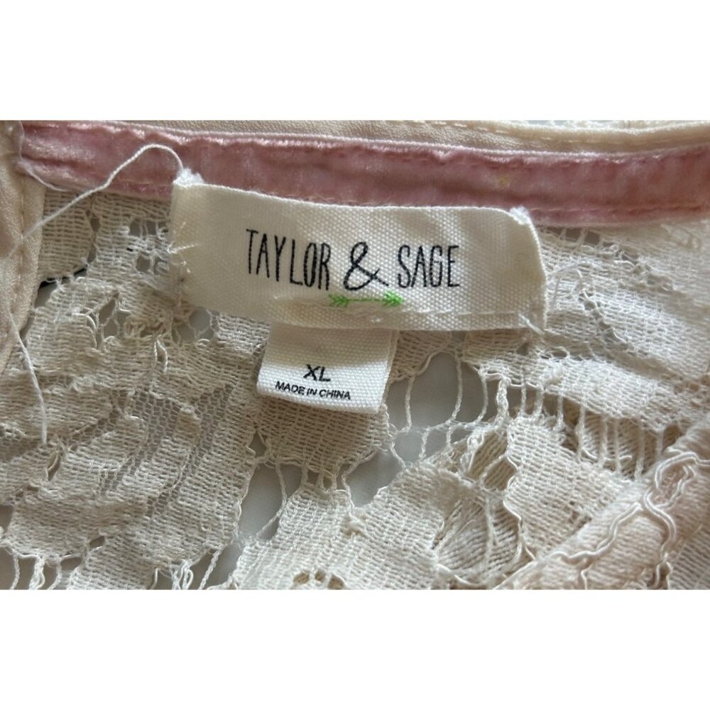 Women's XL Top Taylor & Sage Romantic Lace Boho Chic Fairy Flair Sleeve - Picture 3 of 6